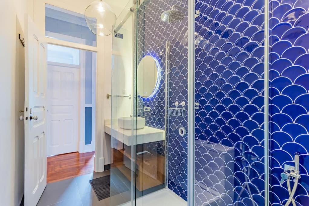 Wfh Luxury With Gourmet Kitchen Lisbon