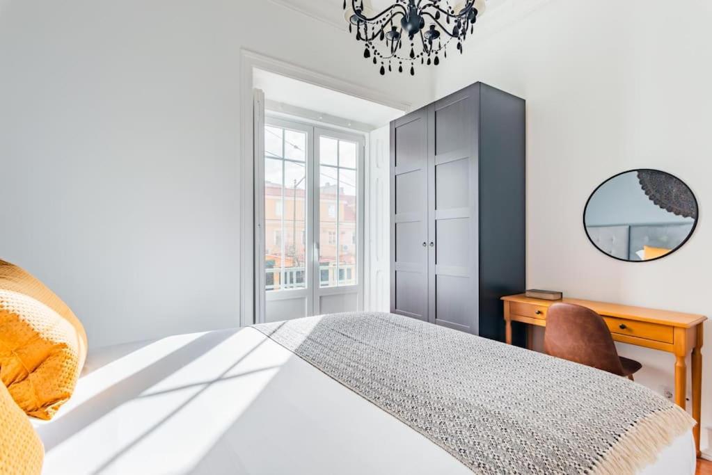 Wfh Luxury With Gourmet Kitchen Lisbon